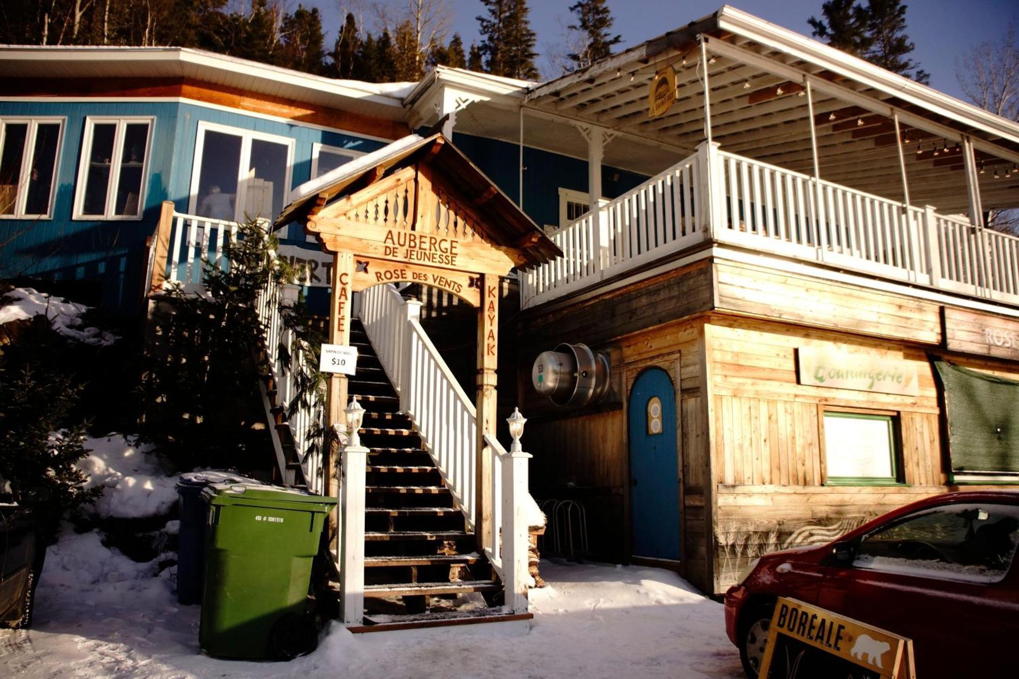 Auberge Aventure Rose Des Vents แซ็งต์-โรส-ดู-นอร์ ภายนอก รูปภาพ